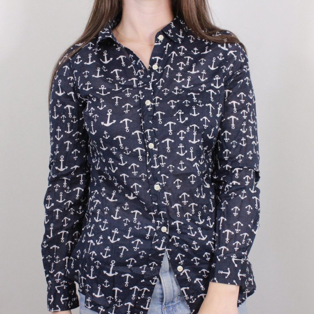*Old Navy Button  Down